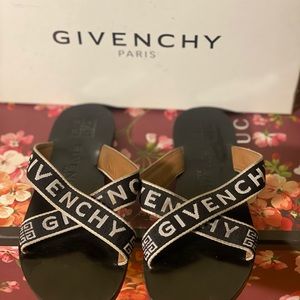 GIVENCHY GROS FLAT SANDALS